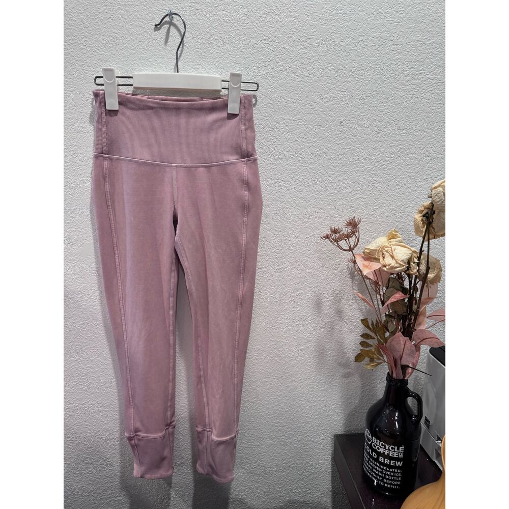 Lululemon Wunder Under Crop 23" Ribbed Pink Leggings Size 2 Yoga Running Pants‎